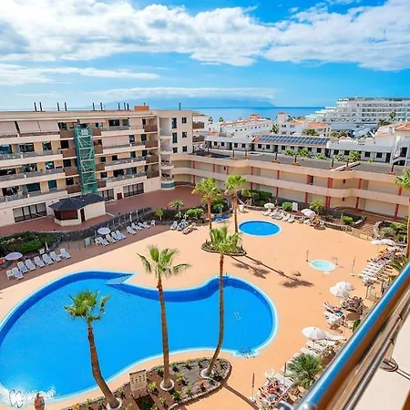 2bdr Ocean And La Gomera Vista Getaway Apartment