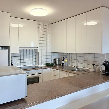 2bdr Ocean And La Gomera Vista Getaway *