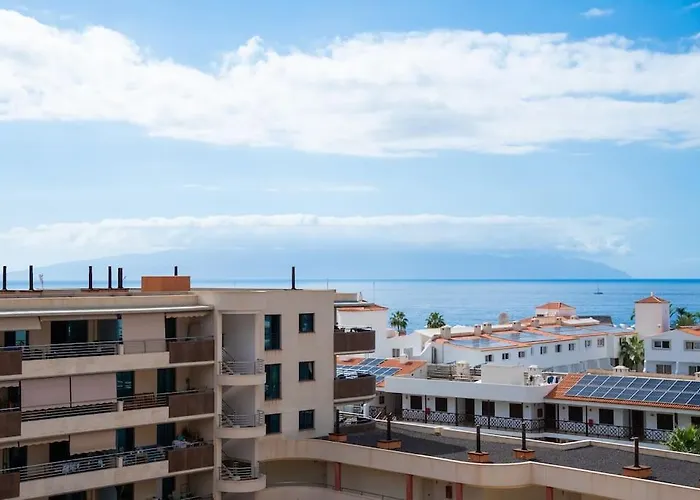2bdr Ocean And La Gomera Vista Getaway Apartment Puerto de Santiago (Tenerife)