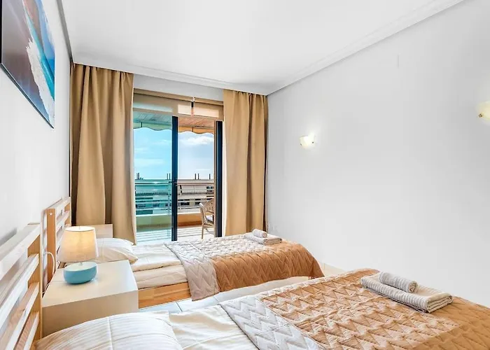 2bdr Ocean And La Gomera Vista Getaway Apartment Puerto de Santiago (Tenerife)